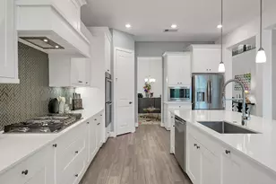 1067 Lakemont Bnd Ln, Pinehurst, TX 77362 - Photo 11