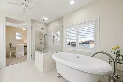 3730 Nueces, Galveston, TX 77554 - Photo 27