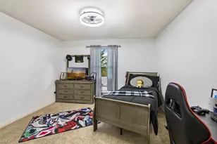 1315 Wallflower Ave, Baytown, TX 77521 - Photo 31
