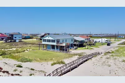 101 Saltgrass Avenue, Surfside Beach, TX 77541 - Photo 1