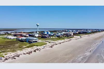 101 Saltgrass Avenue, Surfside Beach, TX 77541 - Photo 47