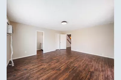 10913 Idlewood Court, La Porte, TX 77571 - Photo 5