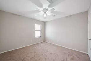 10913 Idlewood Ct, La Porte, TX 77571 - Photo 11