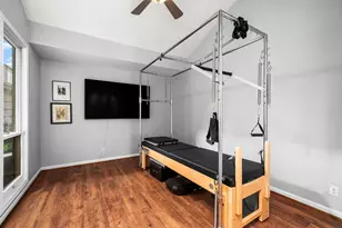 1011 Barkdull St, Houston, TX 77006 - Photo 31