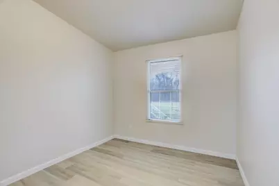 5806 South Highway 35, Alvin, TX 77511 - Photo 11