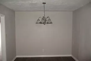 3423 Abinger Ln, Houston, TX 77088 - Photo 7