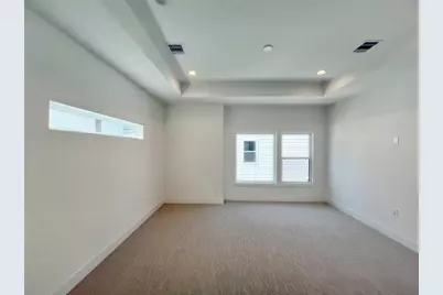 326 Eastwood Street, Houston, TX 77011 - Photo 13