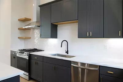 326 Eastwood Street, Houston, TX 77011 - Photo 5