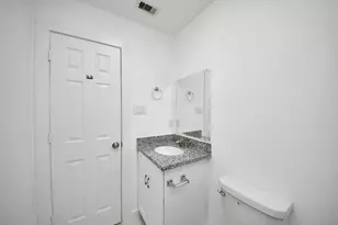 8213 Richland Dr, Houston, TX 77028 - Photo 31
