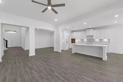 2136 Golden Spruce Court, Conroe, TX 77301 - Photo 7