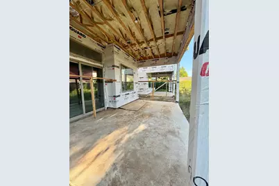 735 E 8th 1/2 Street, Houston, TX 77007 - Photo 9