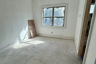 735 E 8th 1/2 St, Houston, TX 77007 - Photo 15