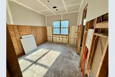 735 E 8th 1/2 Street, Houston, TX 77007 - Photo 13