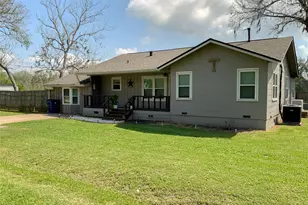 751 County Rd 703, West Columbia, TX 77486 - Photo 17
