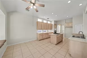 5807 Bayberry Way, Sugar Land, TX 77479 - Photo 13