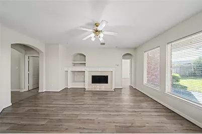 5807 Bayberry Way, Sugar Land, TX 77479 - Photo 11