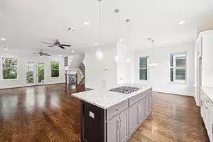 1230 W 25th St, Houston, TX 77008 - Photo 9