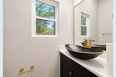 4117 Kewanee Street #A/B, Houston, TX 77051 - Photo 5