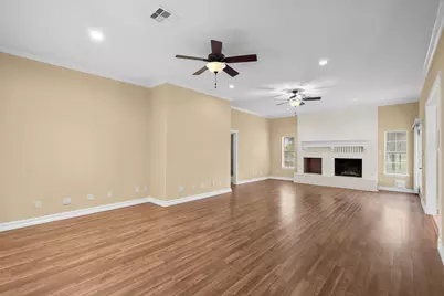 616 Westwood Circle, La Marque, TX 77568 - Photo 7