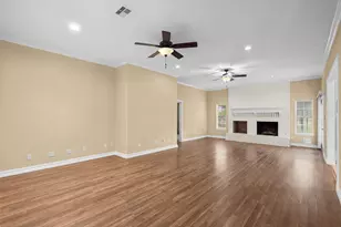 616 Westwood Cir, La Marque, TX 77568 - Photo 7