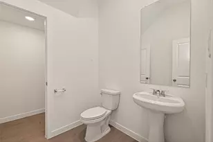 9031 La Pau Ln, Houston, TX 77051 - Photo 13