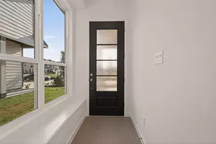9031 La Pau Ln, Houston, TX 77051 - Photo 5