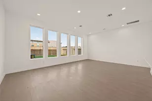 9031 La Pau Ln, Houston, TX 77051 - Photo 9