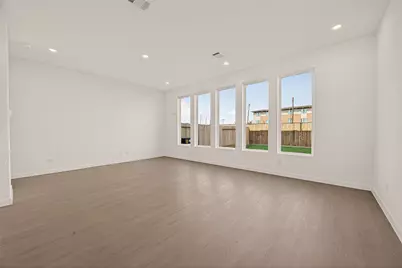 9031 La Pau Lane, Houston, TX 77051 - Photo 5