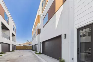 2413 Harrington St, Houston, TX 77026 - Photo 3