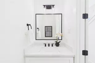 2413 Harrington St, Houston, TX 77026 - Photo 31