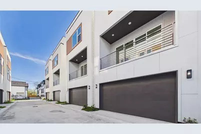 2413 Harrington Street, Houston, TX 77026 - Photo 9