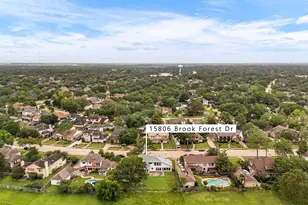 15806 Brook Forest Dr, Houston, TX 77059 - Photo 31