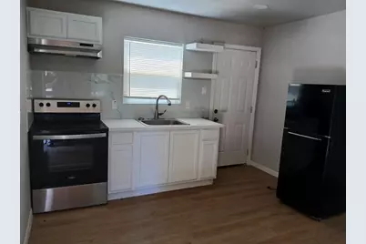 15521 Highway 6, Santa Fe, TX 77517 - Photo 9
