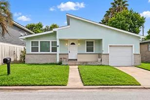 1805 Bayou Homes Dr, Galveston, TX 77551 - Photo 1