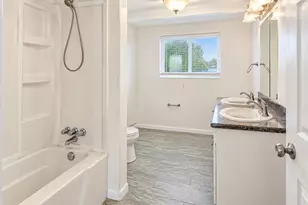 1805 Bayou Homes Dr, Galveston, TX 77551 - Photo 9