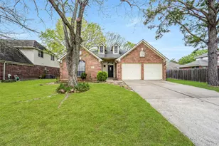 11610 Oak Lake Park Dr, Sugar Land, TX 77498 - Photo 3