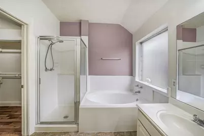 11610 Oak Lake Park Drive, Sugar Land, TX 77498 - Photo 27