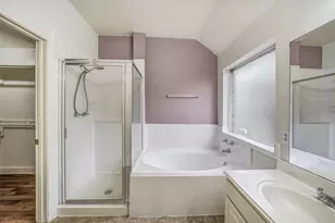 11610 Oak Lake Park Dr, Sugar Land, TX 77498 - Photo 27