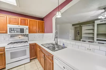 11610 Oak Lake Park Drive, Sugar Land, TX 77498 - Photo 13