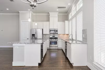 5813 Petty Street #C, Houston, TX 77007 - Photo 11