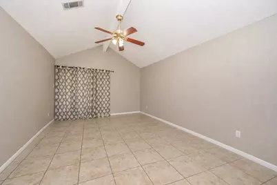 9319 Belle Park Drive, Houston, TX 77099 - Photo 11