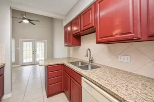 9319 Belle Park Dr, Houston, TX 77099 - Photo 7
