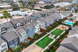 10931 Brambling Wood Dr, Houston, TX 77043 - Photo 29