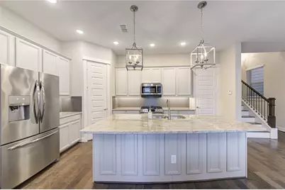 10931 Brambling Wood Drive, Houston, TX 77043 - Photo 9