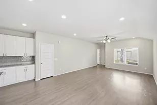 21218 Yew Ln, Houston, TX 77073 - Photo 7