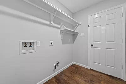 8102 Blue Jay Street, Baytown, TX 77523 - Photo 5