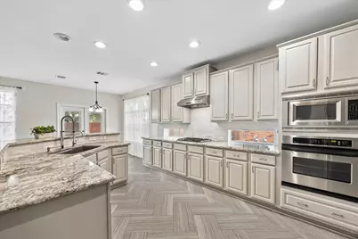 1502 Lakeside Enclave Drive, Houston, TX 77077 - Photo 5