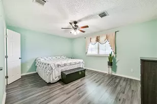 11427 Sageglen Dr, Houston, TX 77089 - Photo 9