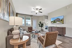2022 W Darlington Oak Ct, Conroe, TX 77304 - Photo 9