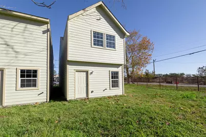 7754 Avenue J, Houston, TX 77012 - Photo 29